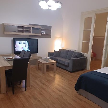 Apartment George&Dragon Zagabria Esterno foto