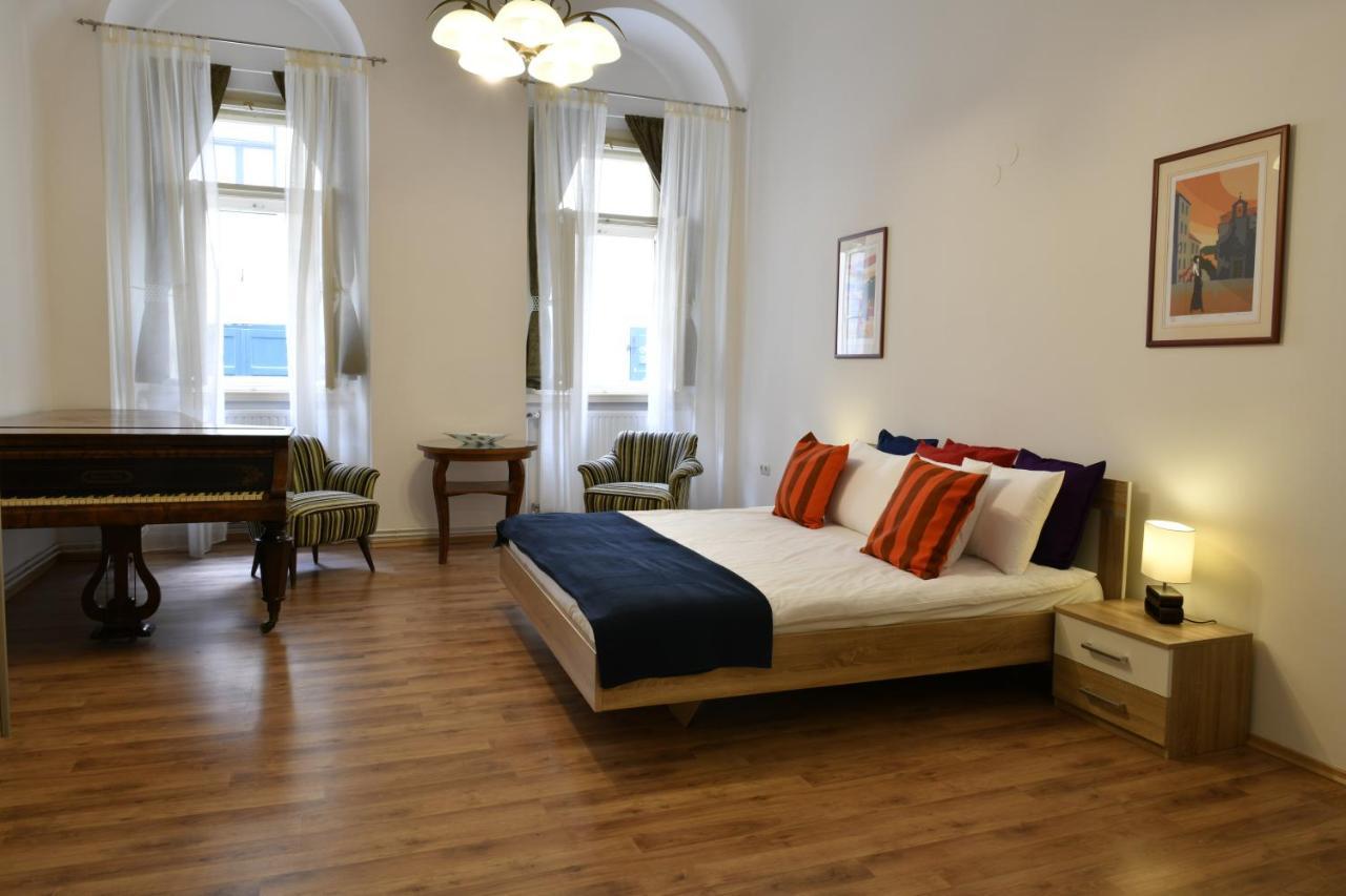 Apartment George&Dragon Zagabria Esterno foto