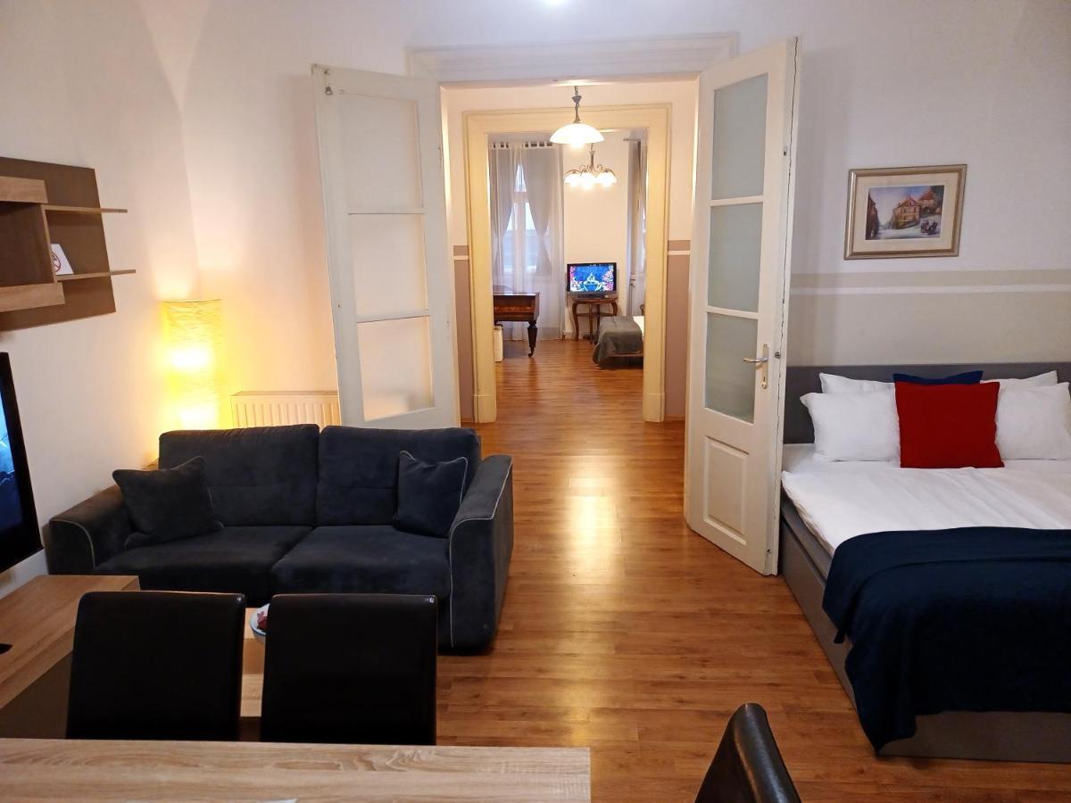 Apartment George&Dragon Zagabria Esterno foto