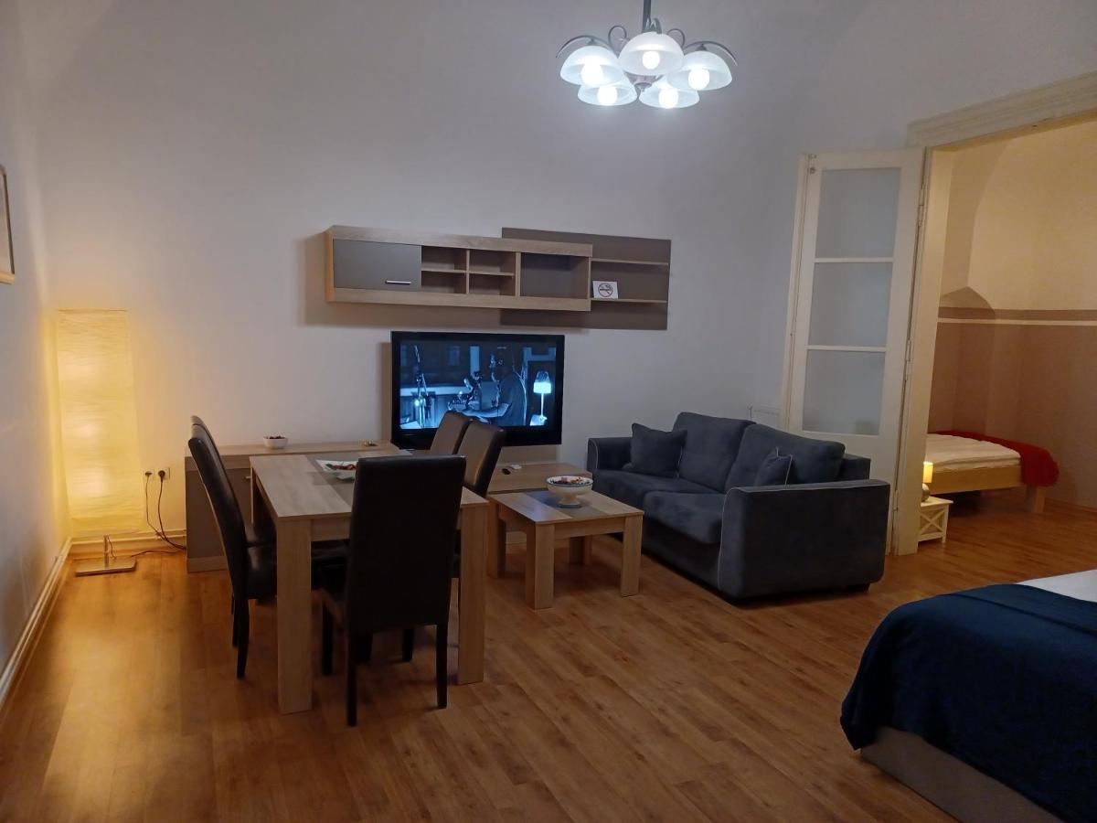 Apartment George&Dragon Zagabria Esterno foto