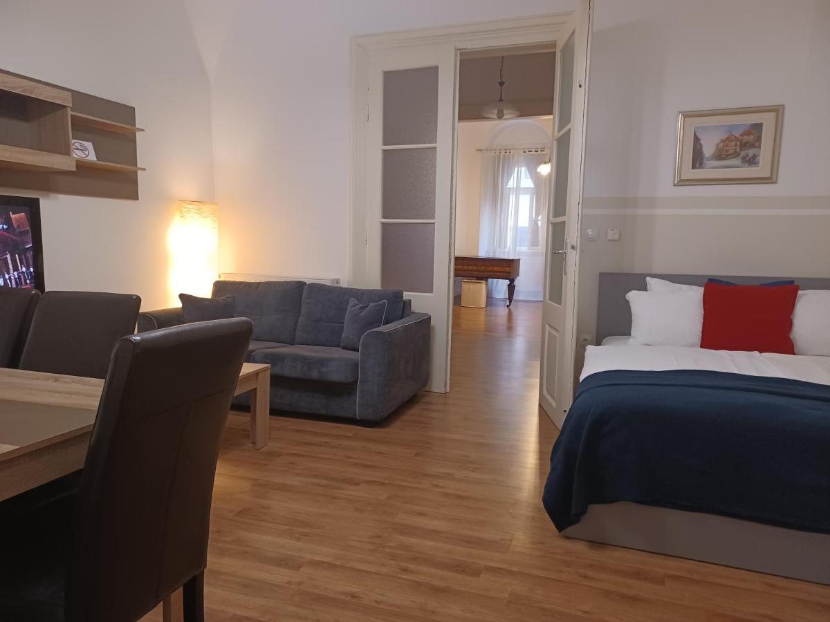 Apartment George&Dragon Zagabria Esterno foto